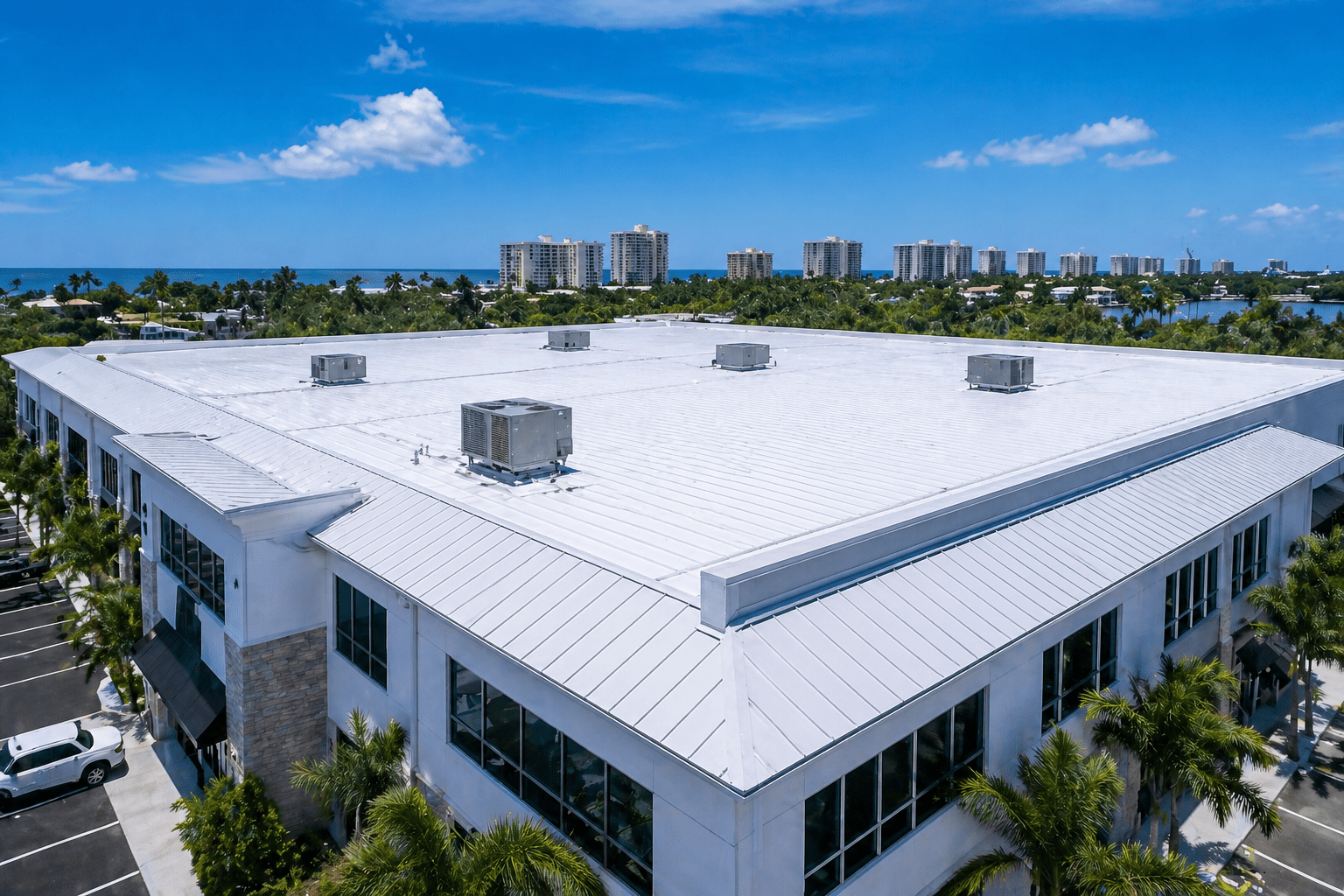 Best commercial roofing materials for Florida's hurricane season