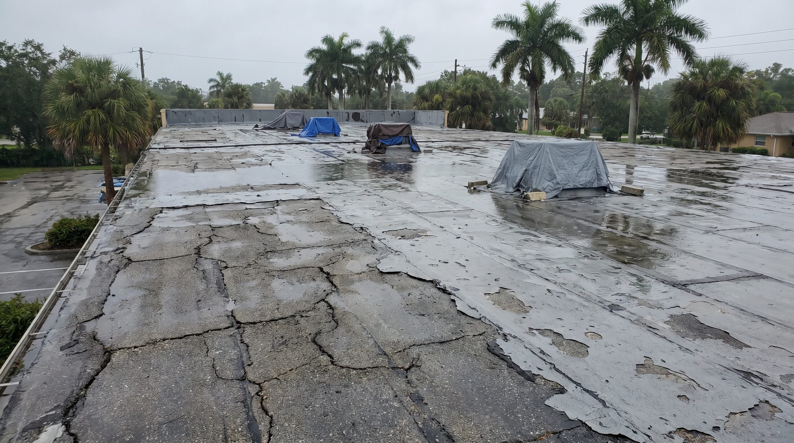 florida-flat-roof-weather-damage